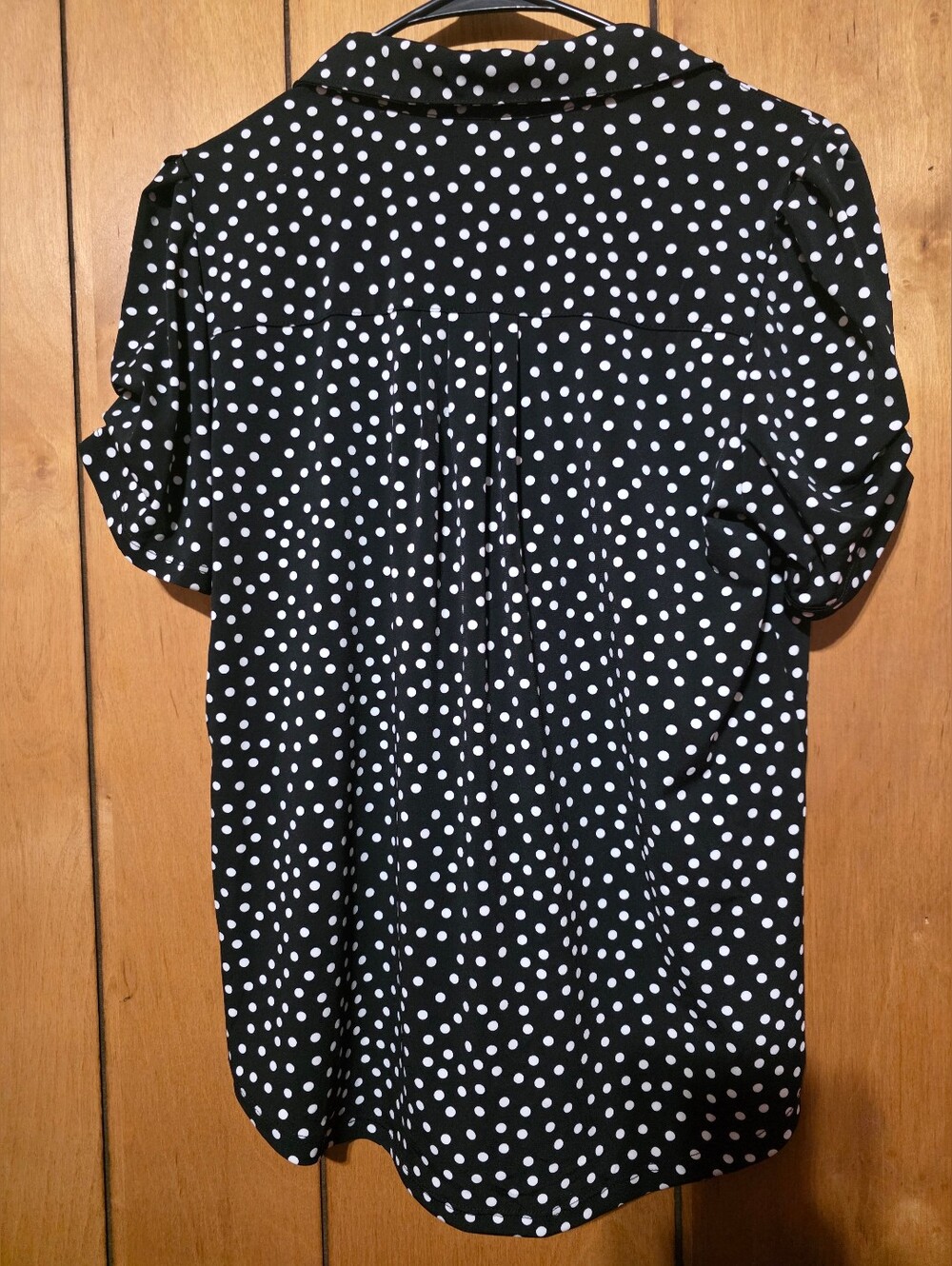 Anne Klein Black and White Polka Dot Button Down- Size M - Picture 2 of 3